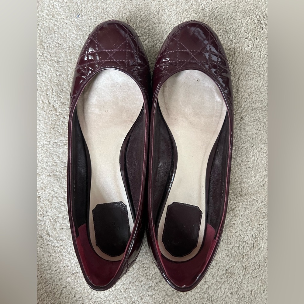 Christian Dior Quilted Patent Leather Ballet Flats - Size 38.5 - Very Good Cond